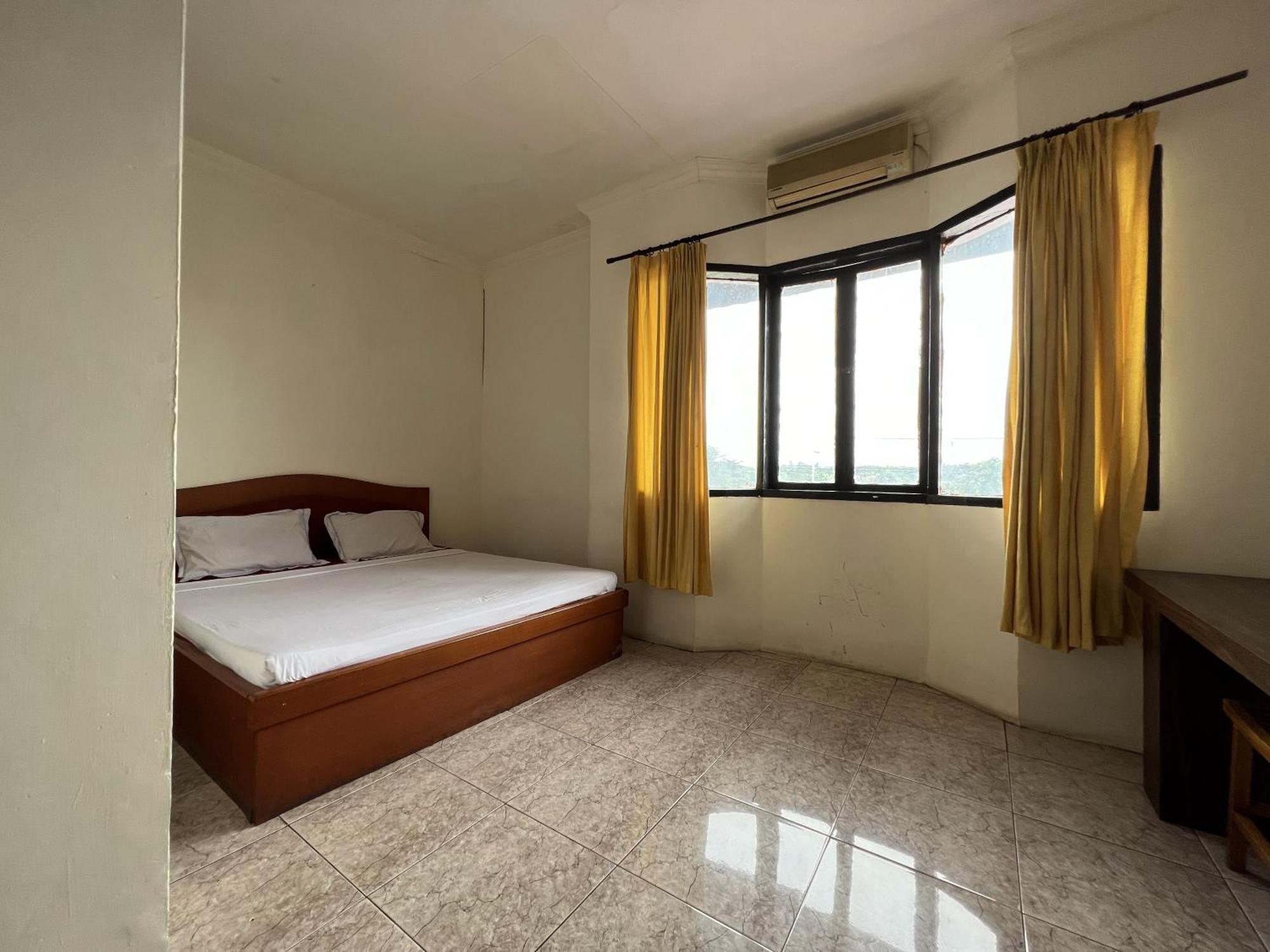 فندق Oyo 92098 Kost Orange Syariah ماكاسار المظهر الخارجي الصورة
